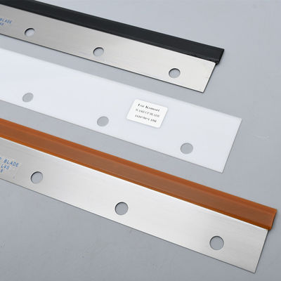 Białe ostrza do zmywania