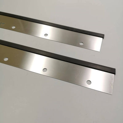 Versatile High-End Rubber/Steel Wash Up Blades 1100 mm for Easy Maintenance in Offset Printing (Wersatyalne wysokiej klasy gumowe/ stalowe ostrza do mycia)