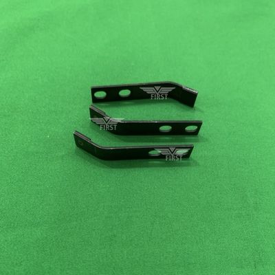 Węglowa palca uchwytująca 51x10x1mm dla Heidelberg GTO52 Feeder Gripper Maszyna do druku części zamiennej